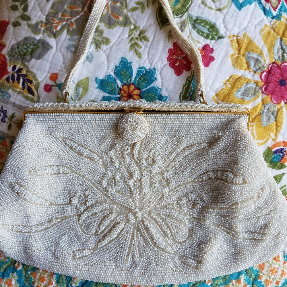 Antique beaded bag 10x5.5
